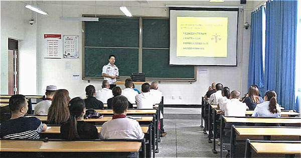 消防讲座01.jpg